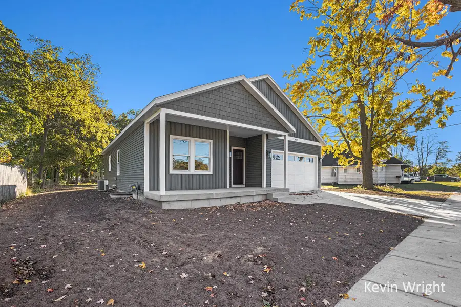 436 Charles Street, Muskegon, MI 49442 - Image #3