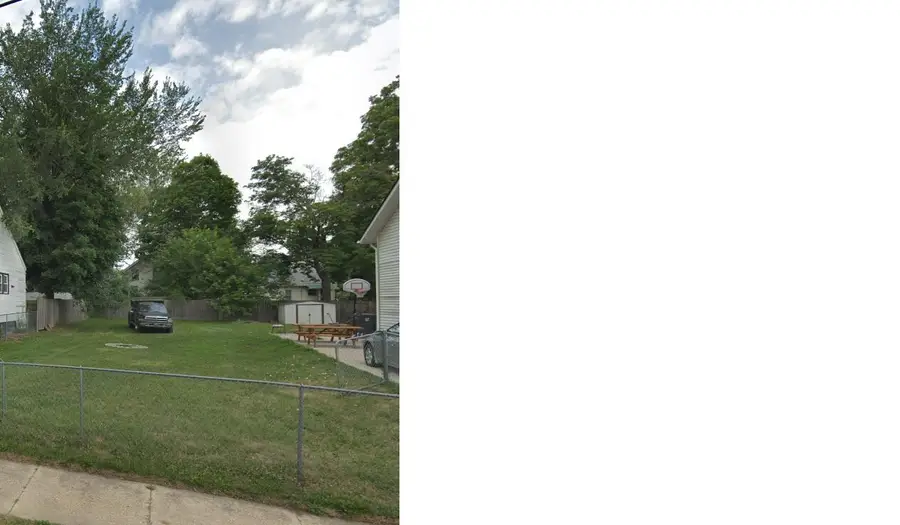 70 N Roselawn Street, Pontiac, MI 48342 - #2