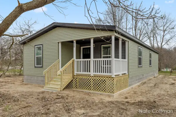 920 S Ravenna Road, Ravenna, MI 49451