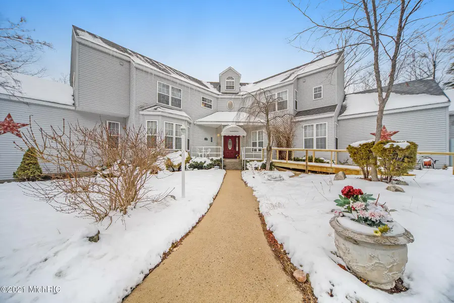 6767 Pleasantview Road, Harbor Springs, MI 49740 - #3