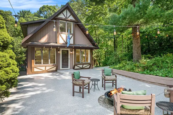 23 Lake Shore County Road, Beverly Shores, IN 46301