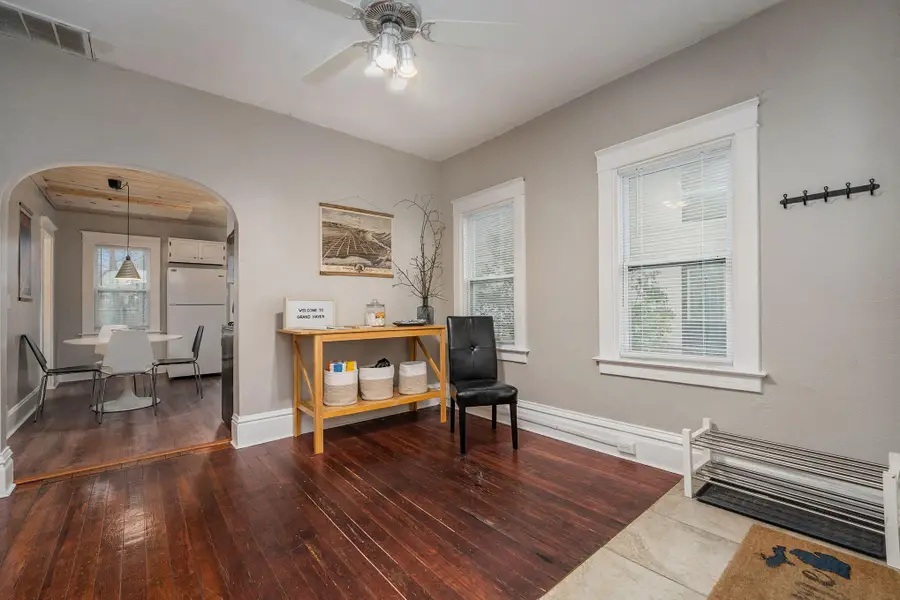 510 Madison Street, Grand Haven, MI 49417 - Image #3