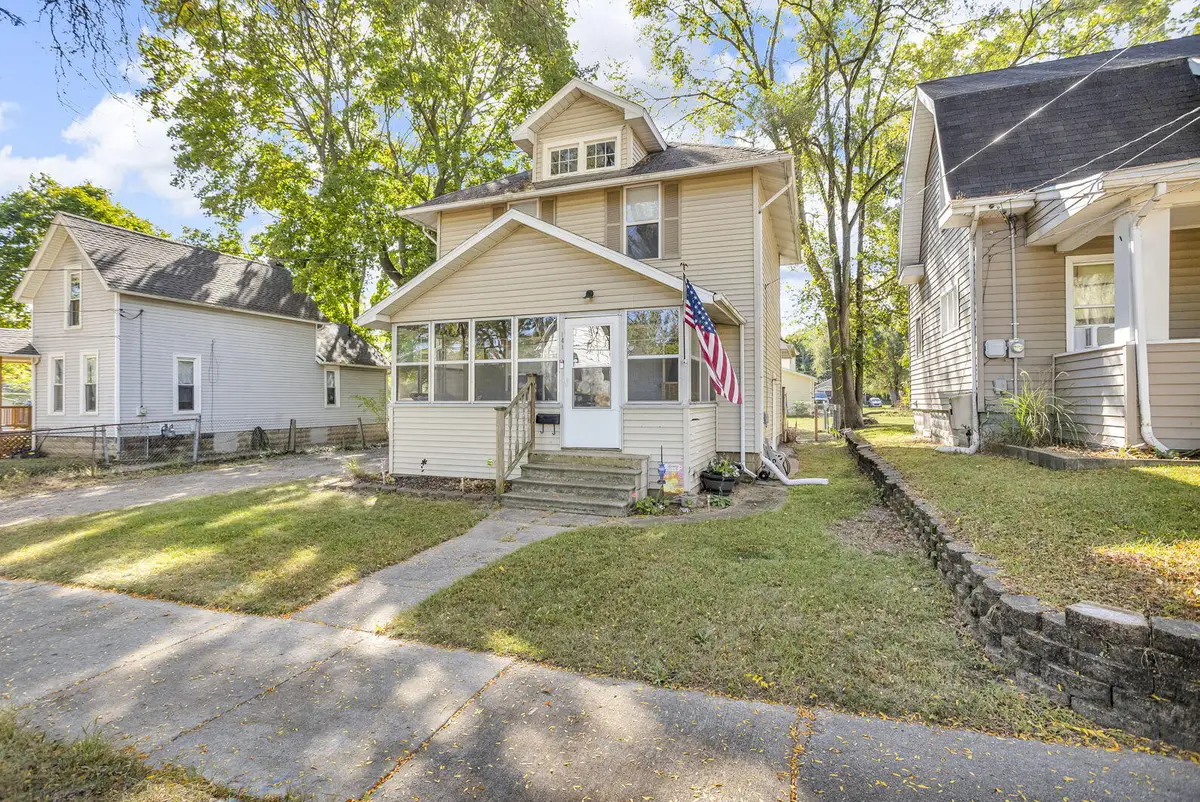 141 E Euclid Ave, Jackson, MI 49203 - Image #1