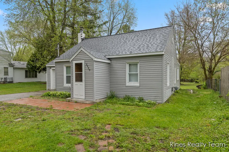 6429 Rosedale Road, Lansing, MI 48911 - #3