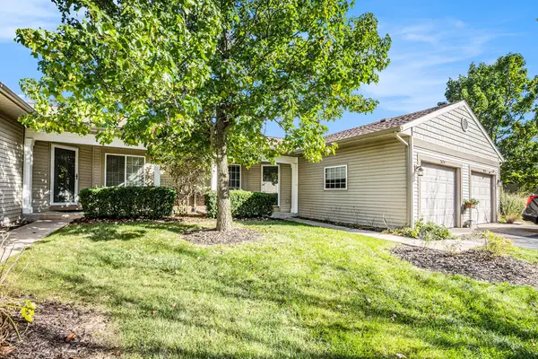 2624 Cascade Place Drive Se #22, Grand Rapids, MI 49546