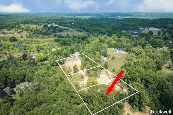 4276 Bradford Street Ne, Grand Rapids, MI 49525