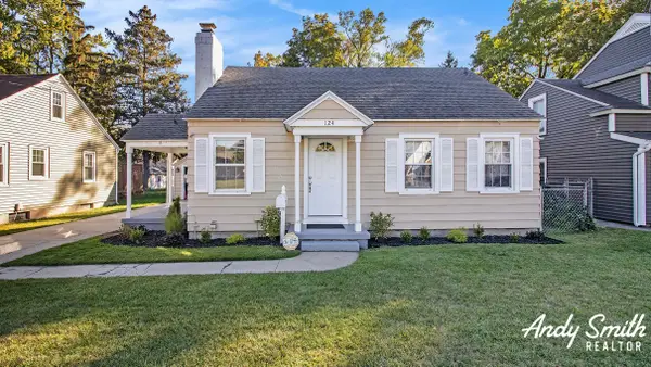124 Buckingham Street Sw, Wyoming, MI 49548