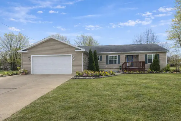 17026 H Drive S, Marshall, MI 49068