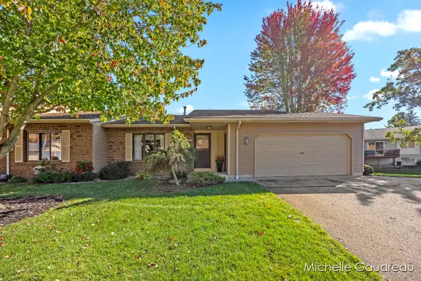 6655 Leisure Way Drive Se, Caledonia, MI 49316