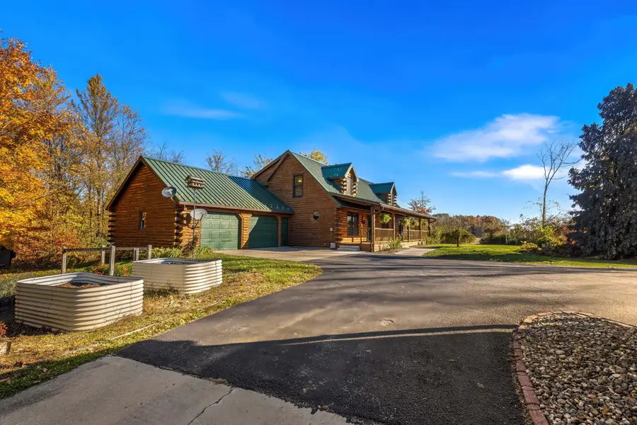 12122 Hutchinson Road, Dowling, MI 49050 - Image #3