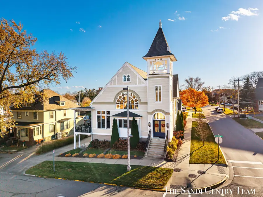 600 Washington Avenue, Grand Haven, MI 49417 - Image #3