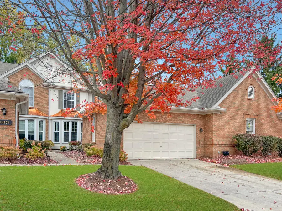 39574 Village Run Drive, Northville, MI 48168 - Image #3