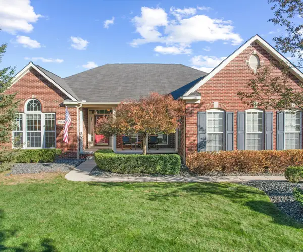 26574 Blackwood Court, South Lyon, MI 48178