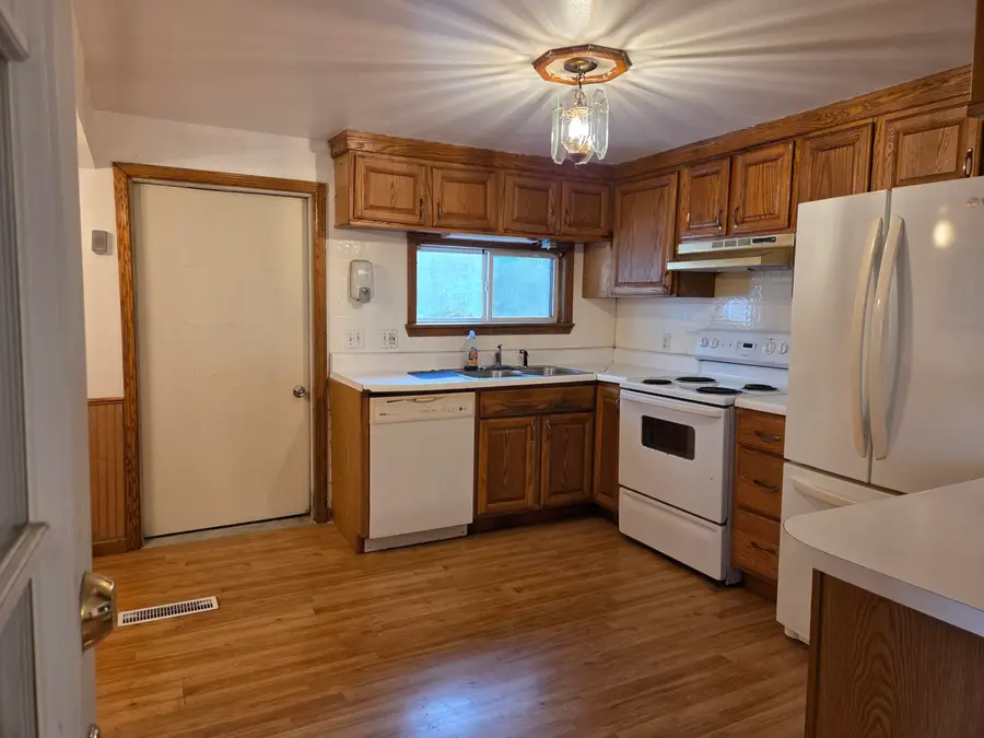 9526 Monroe Road, Elwell, MI 48832 - Image #3