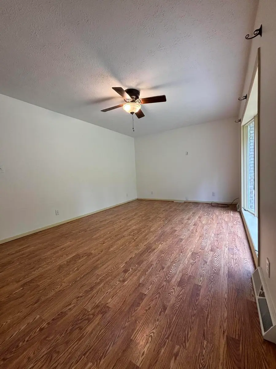 30417 Us 12, Niles, MI 49120 - Image #2