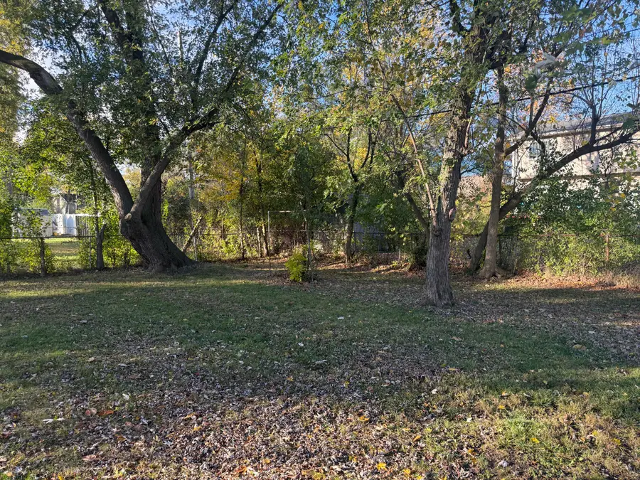 22851 Colgate Street, Farmington, MI 48336 - Image #3