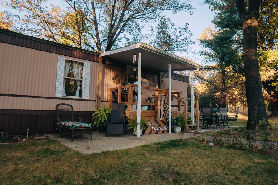 10674 W County Line Road, Newaygo, MI 49337 - Image #2