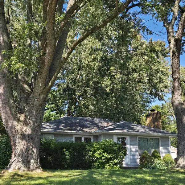 3104 Grace Road, Kalamazoo, MI 49006