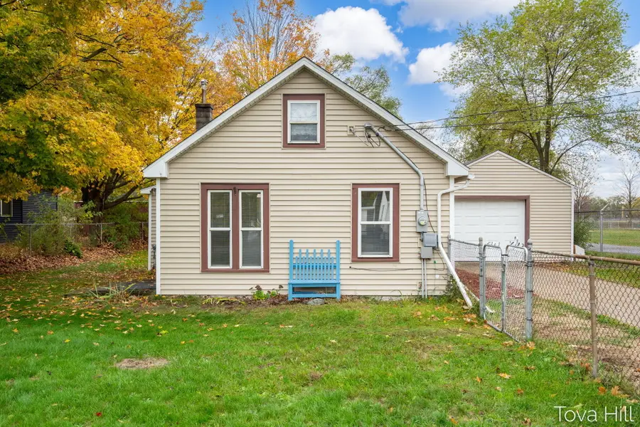 192 Dix Street, Otsego, MI 49078 - Image #2