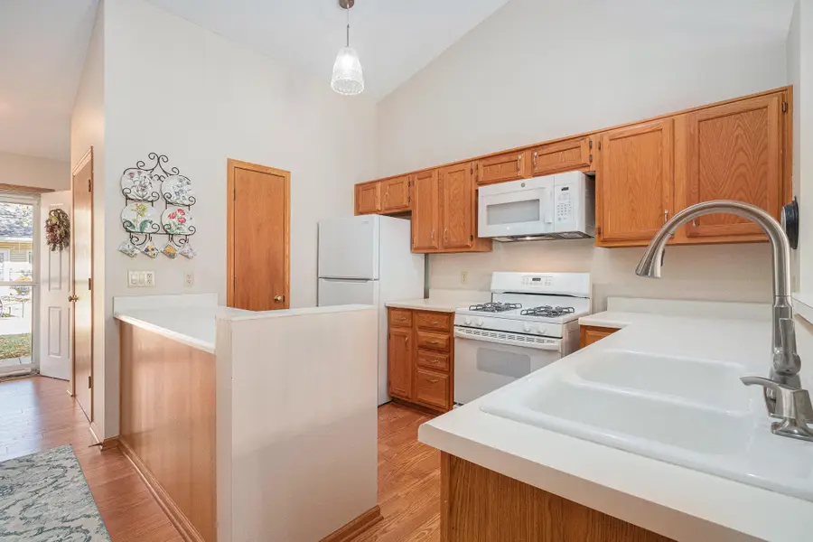 5526 Ivy Drive, Stevensville, MI 49127 - Image #2