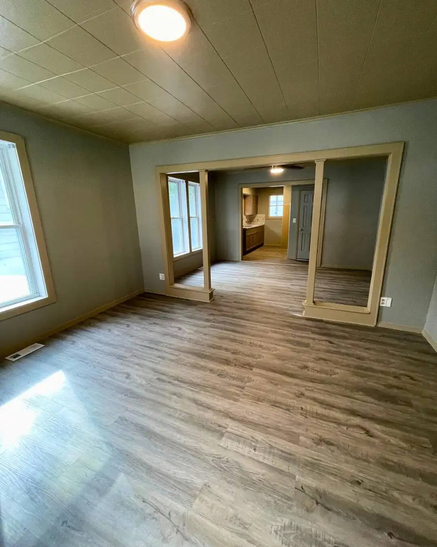 960 Mann Avenue, Flint, MI 48503 - Image #2