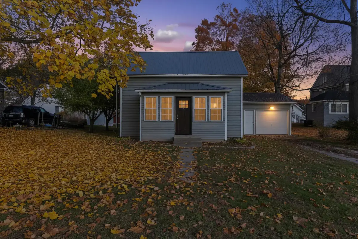 311 E Pine Street, Edmore, MI 48829 - Image #1