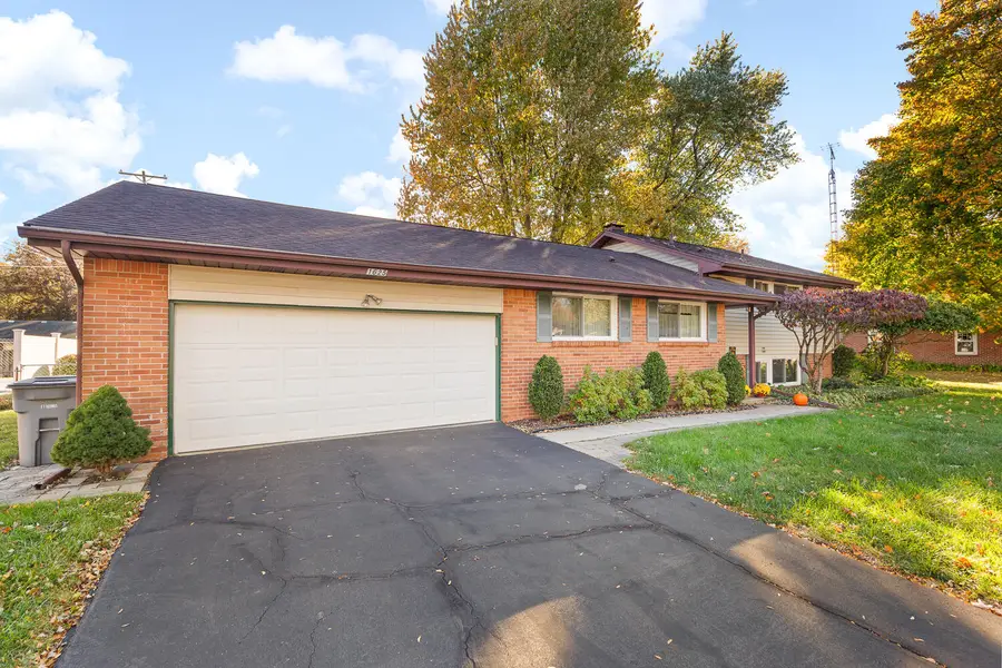 1625 Meadowbrook Way, Temperance, MI 48182 - Image #2