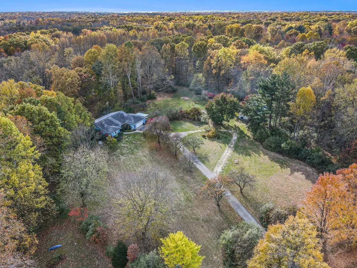 35105 N Riverview Drive, Paw Paw, MI 49079 - Image #1