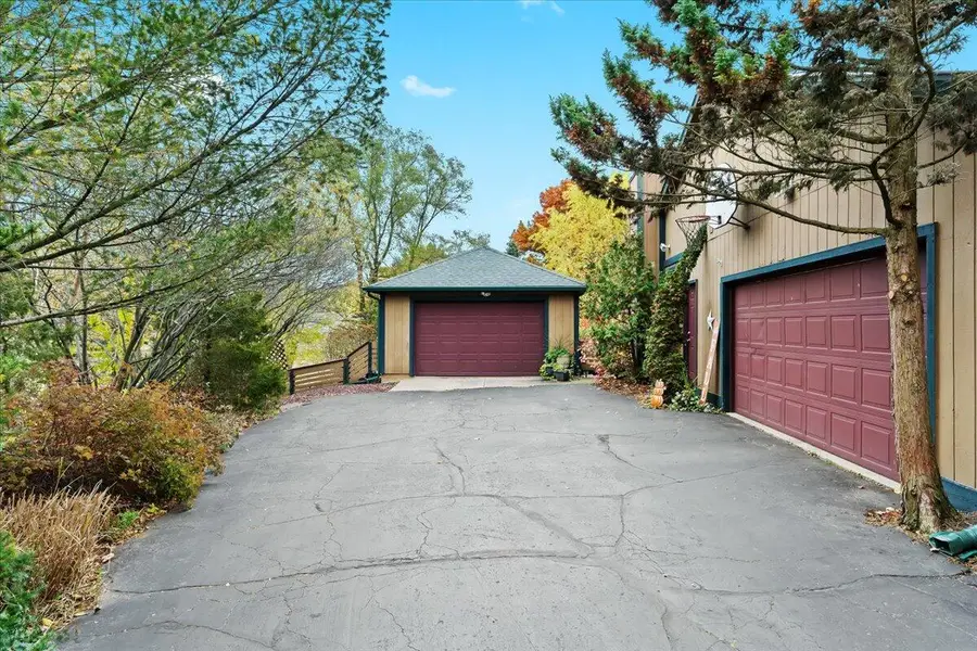 2794 Waling Woods Drive, Highland, MI 48356 - Image #2