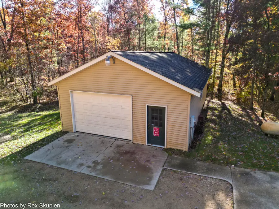 8110 S Basswood Drive, Newaygo, MI 49337 - Image #3