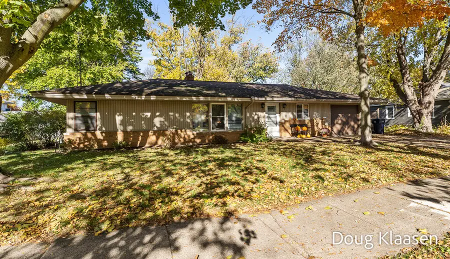 169 E 29th Street, Holland, MI 49423 - Image #2