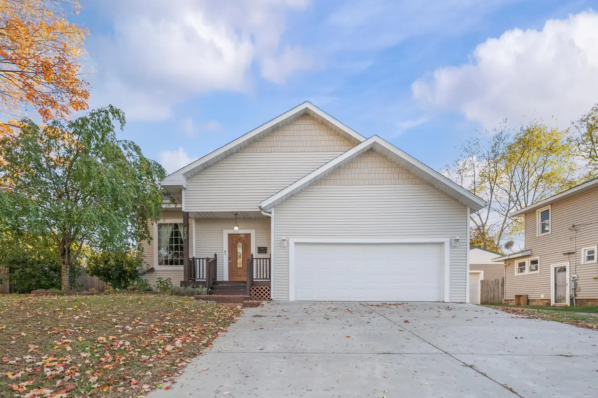 212 Clay Street, Niles, MI 49120 - Image #1