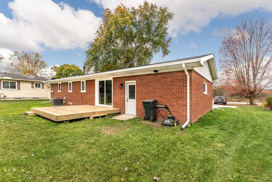 730 N Main Street N, Chelsea, MI 48118 - Image #3