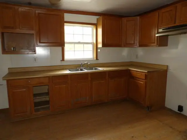 34637 76th Street, Covert, MI 49043 - #3