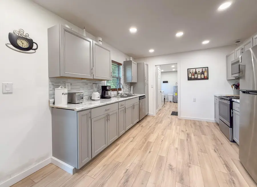 1757 N Sierra Way, Stevensville, MI 49127 - Image #3