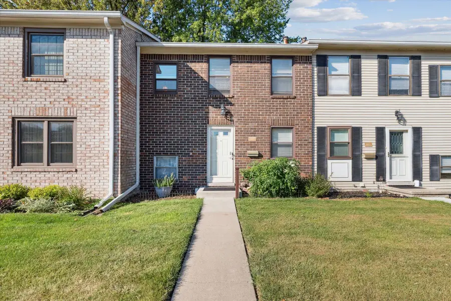1925 Sheffield Drive, Ypsilanti, MI 48198 - Image #3