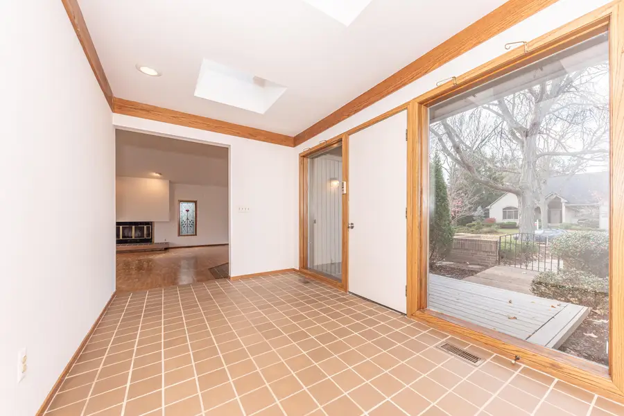 2225 Chaucer Court, Ann Arbor, MI 48103 - Image #3