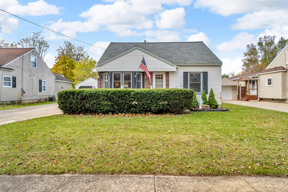 2422 Midday Street, Jackson, MI 49203 - Image #1