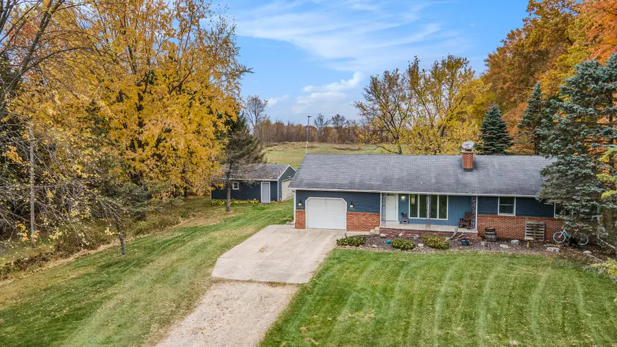 6175 E 112th Street, Howard City, MI 49329 - Image #3