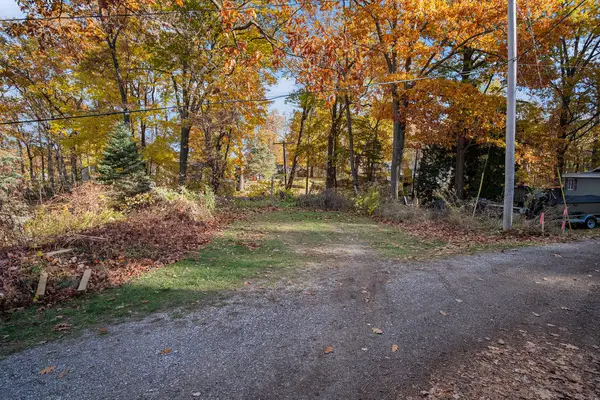 12349 Woodland Park Drive Ne, Belding, MI 48809