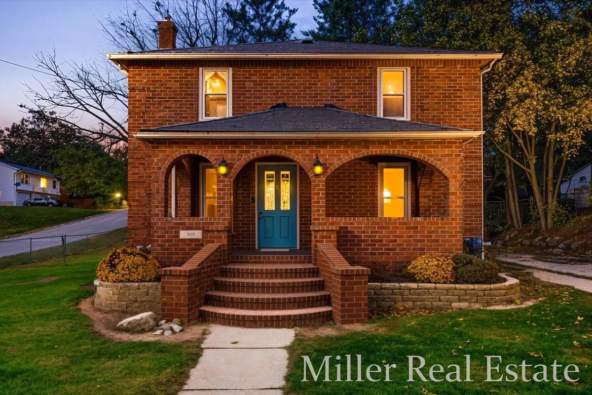 303 E Colfax Street, Hastings, MI 49058 - Image #1