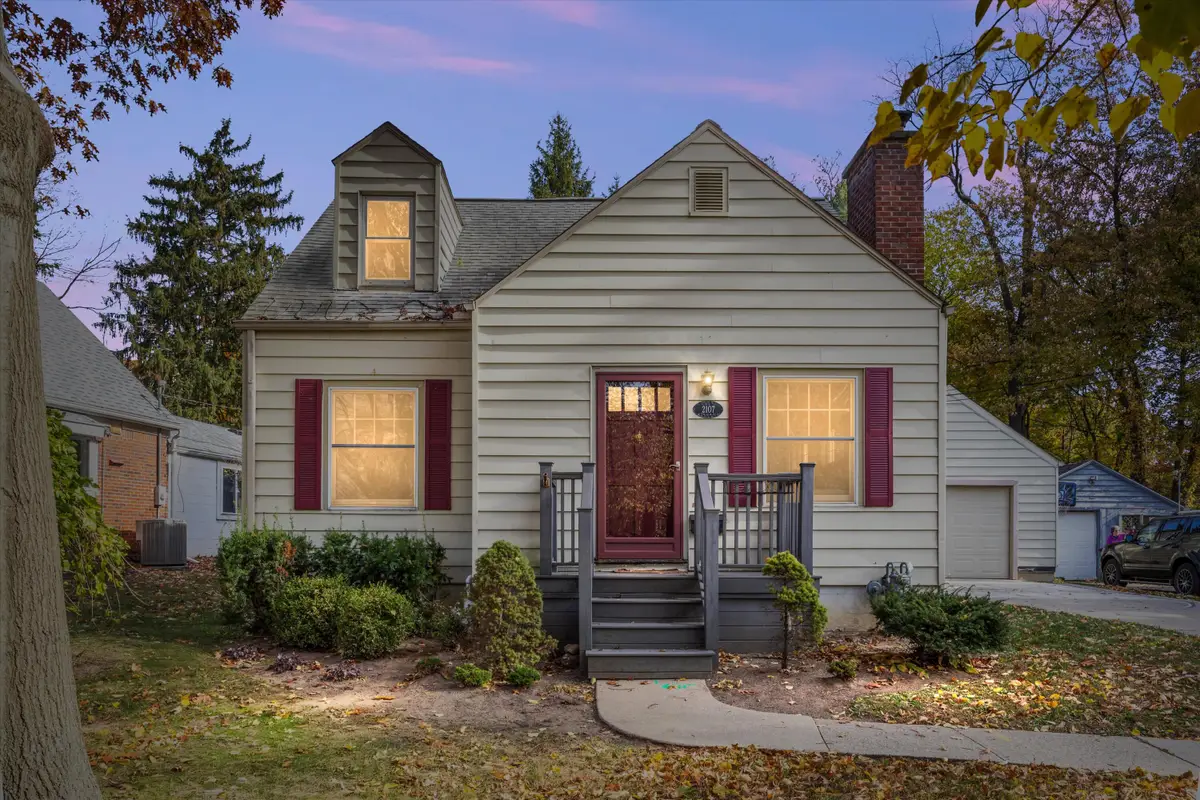 2107 Ferdon Road, Ann Arbor, MI 48104 - Image #1