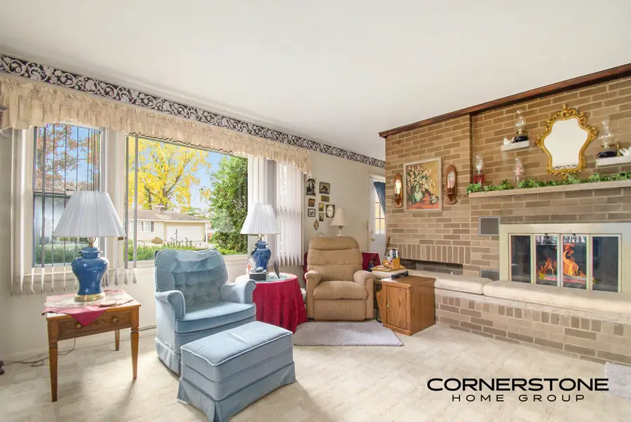 213 Knox Avenue, Portland, MI 48875 - Image #2