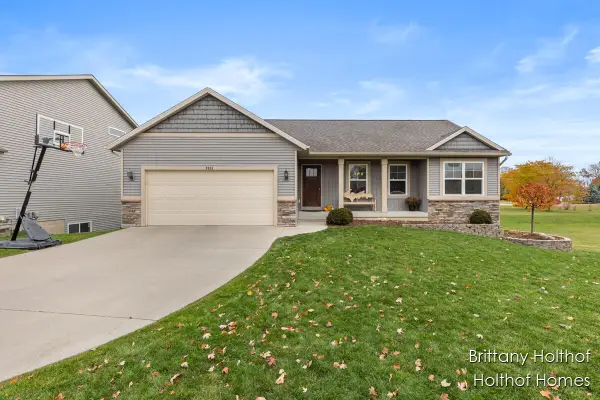 5885 Farmview Drive, Allendale, MI 49401