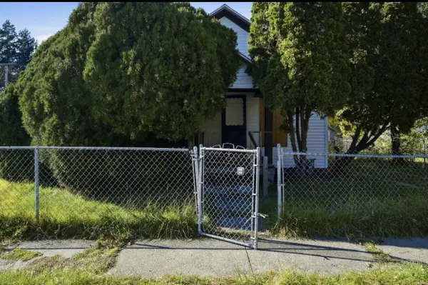 1096 Pearl Street, Benton Harbor, MI 49022