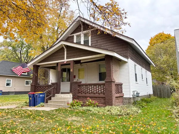 4 Elmwood Street Nw, Grand Rapids, MI 49505