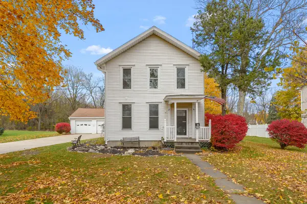 315 E Hughes Street, Marshall, MI 49068