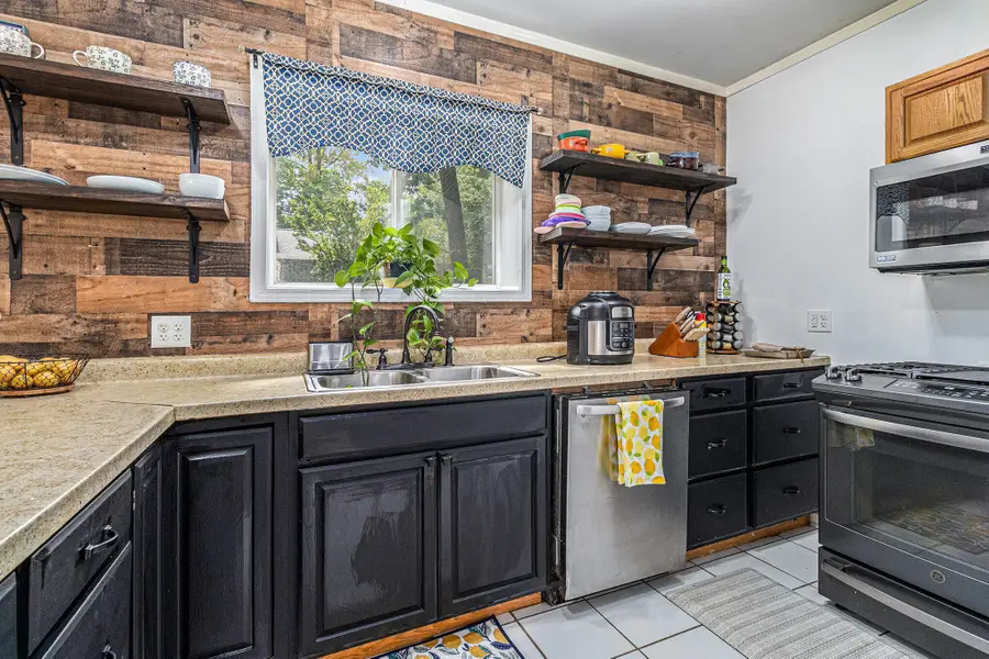 37057 Marrion Court, Paw Paw, MI 49079 - #2