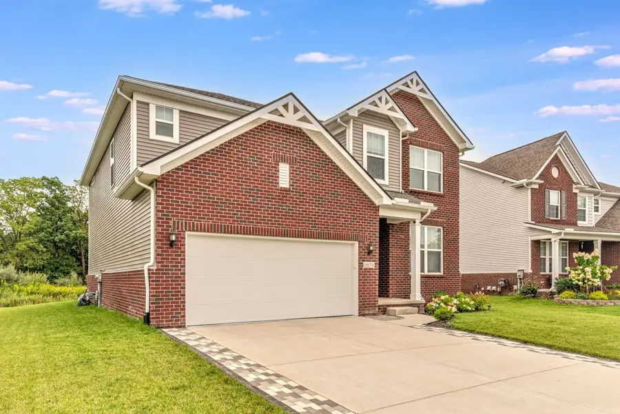 58574 Blackstone Way, South Lyon, MI 48178 - Image #2