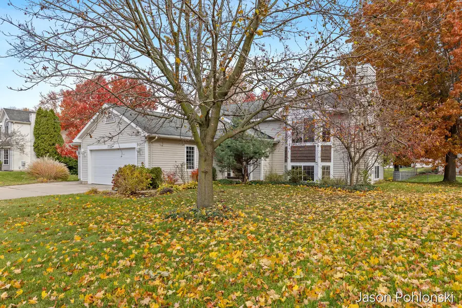 7732 Burlingame Avenue Sw, Byron Center, MI 49315 - Image #2
